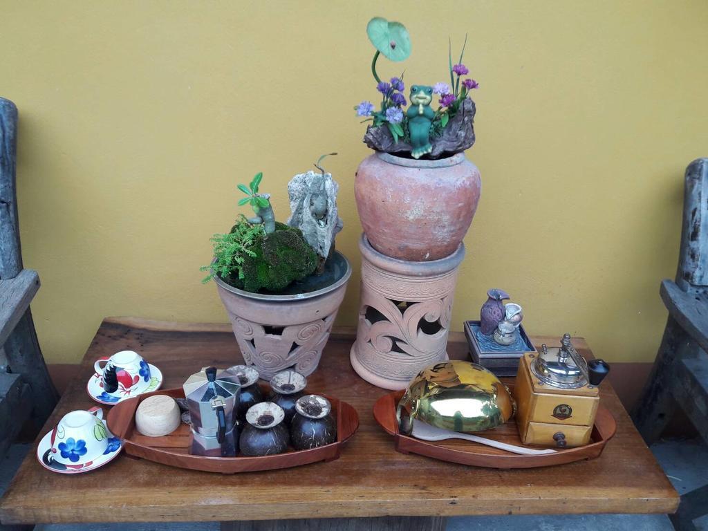 Fahsai Antique Homestay Near Brt Homestay Bangkok